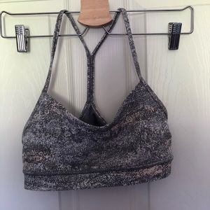 Lululemon Flow Y bra *NULU